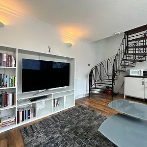 Deluxe 1 Bed House With Parking , Stockton-on-Tees United Kingdom